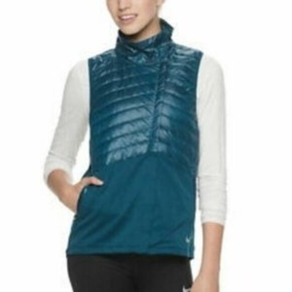 Nike Womens L Aerolayer Thermore Lightweight Repel Vest - Picture 1 of 12